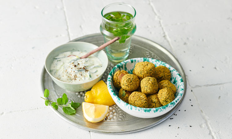 Falafel braten S. 286